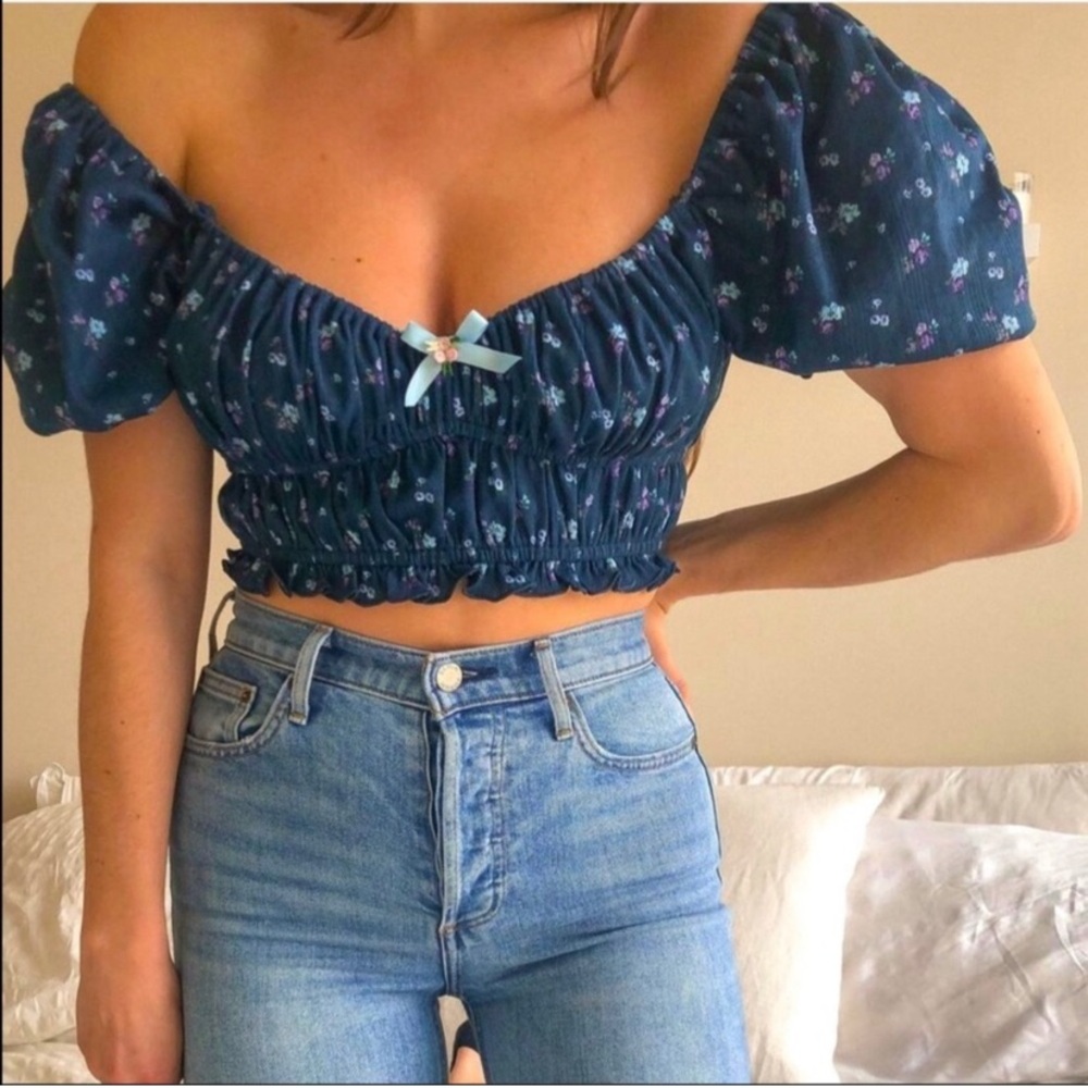 🌿🍋 rare authentic for love & lemons navy floral top 🍋🌿